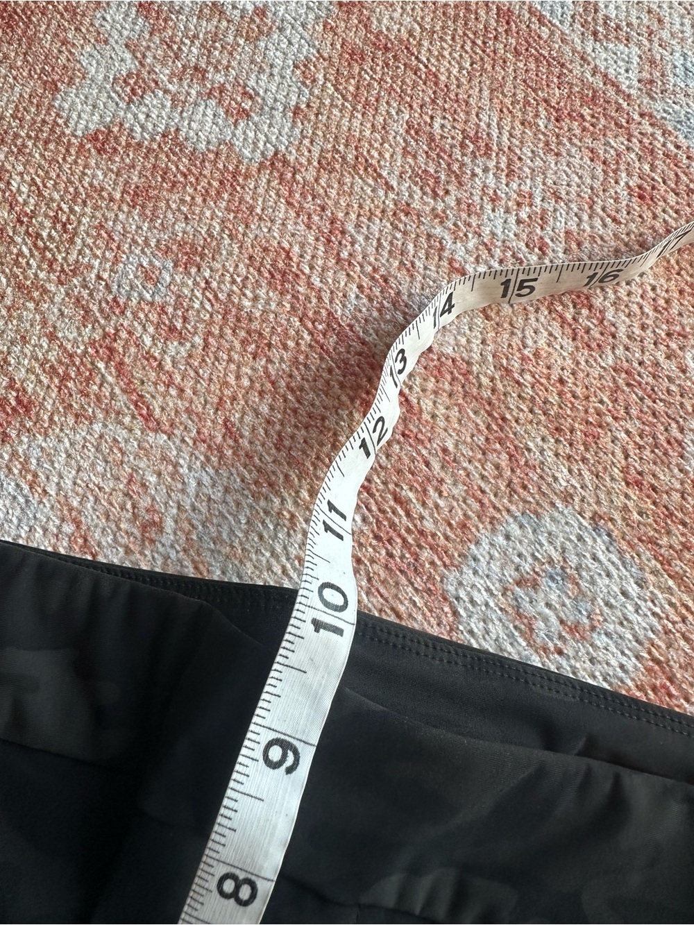 SPANX Sunshine 6” pull on shorts dark camo size large style 50213R - Picture 8 of 10